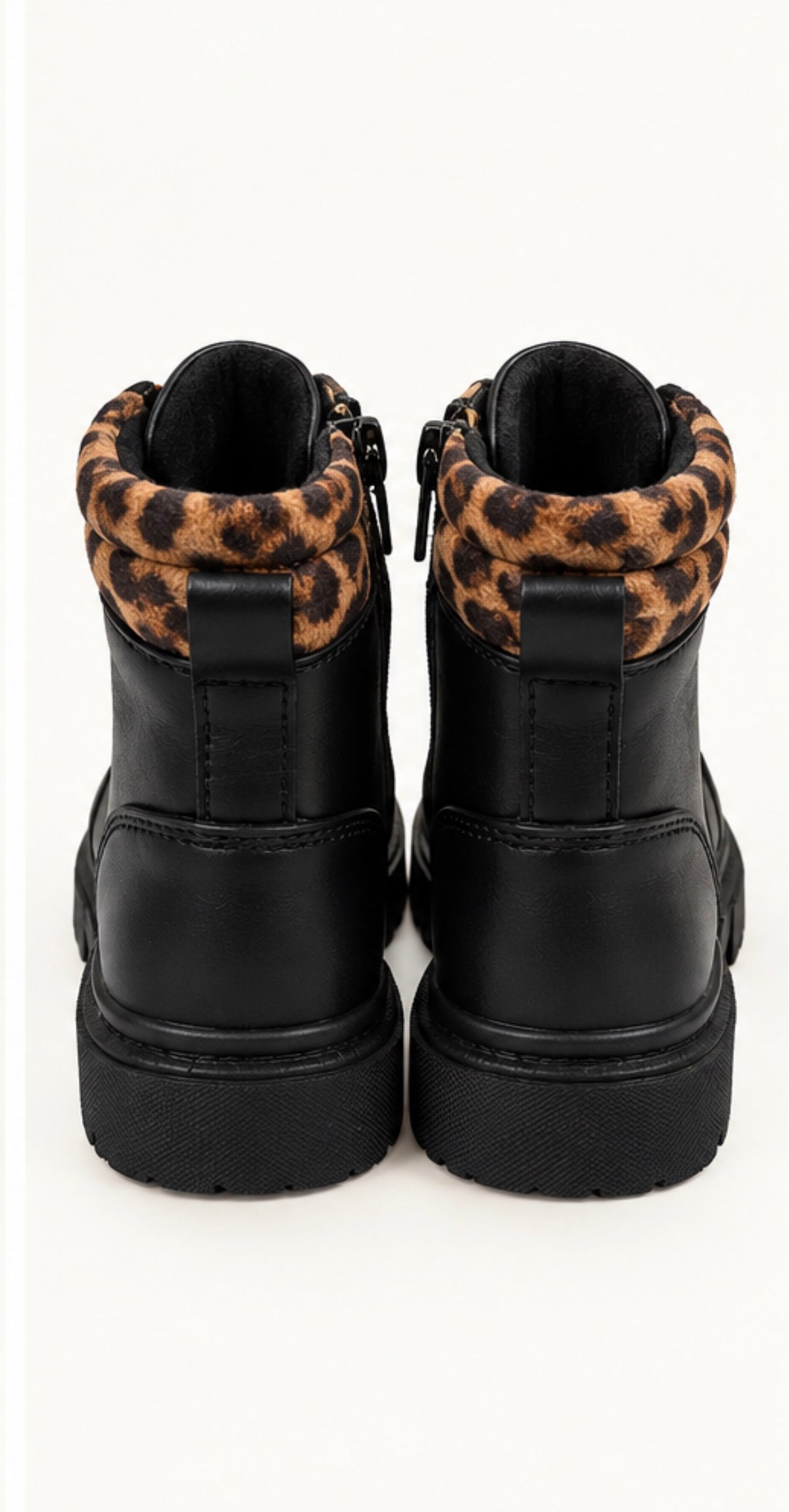 anfibio-leopardato-in-pelle-patrizia-pepe
