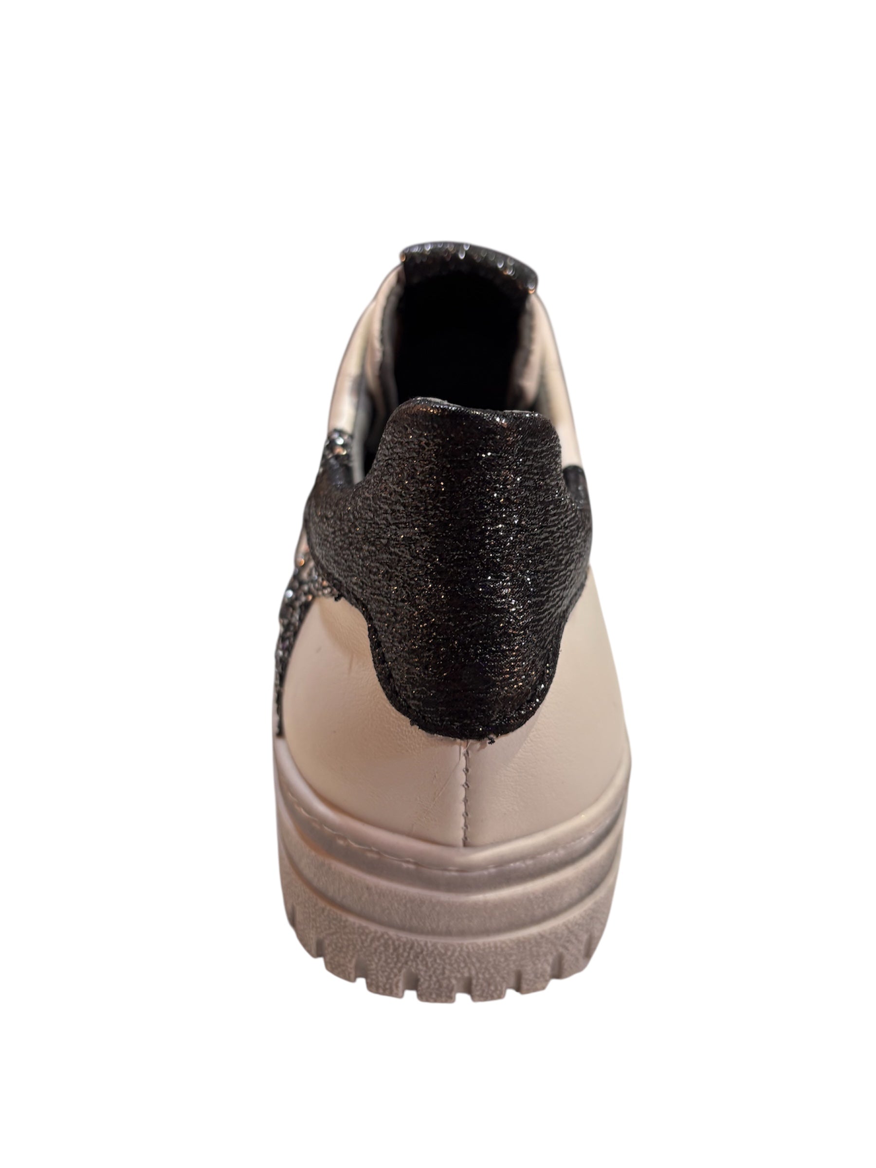 chiara-luciani-sneaker-in-pelle-chiara-luciani
